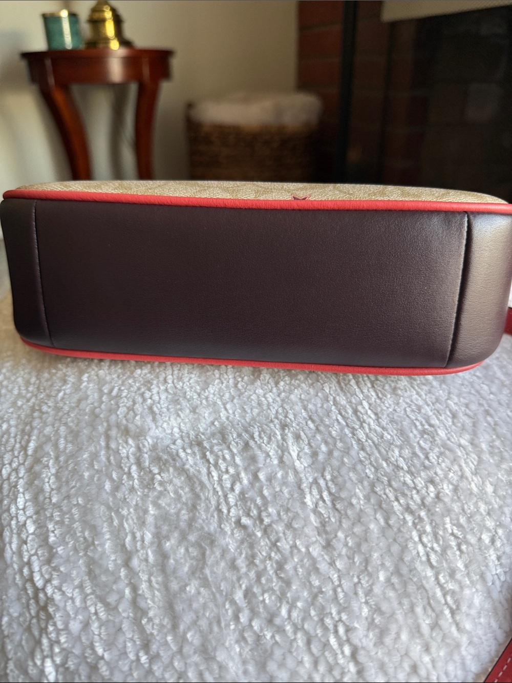 Coach Signature Canvas Small Shoulder Bag in Khaki/Red - Picture 3 of 4